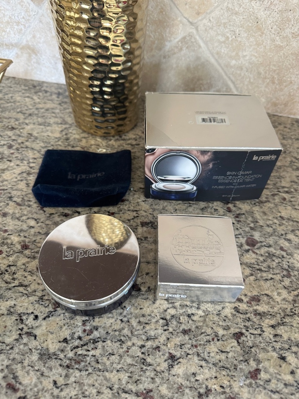 La Prairie Skin Caviar Essence-in-Foundation Compact With Refill